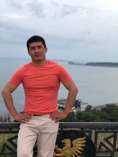  ,   Akbarshox, 26 ,   ,   