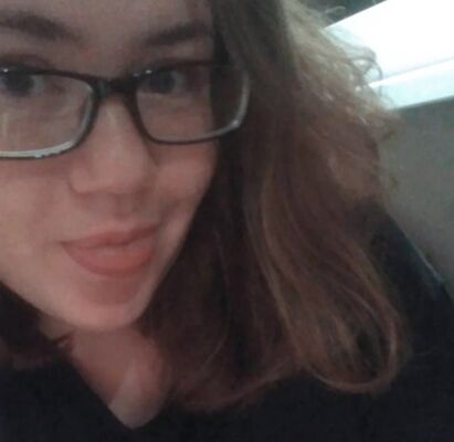  ,   Viktoria, 28 ,   ,   