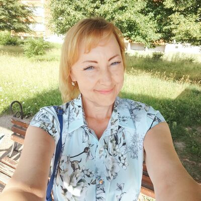  ,   Oksana, 50 ,  