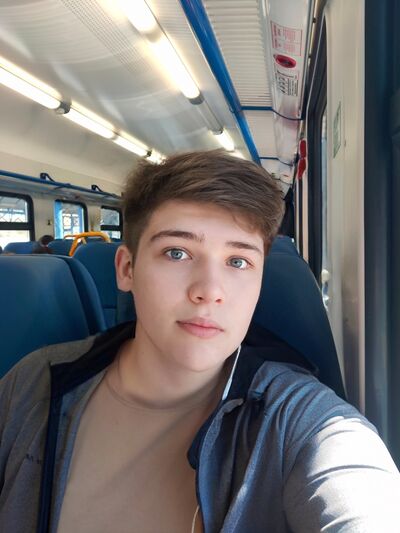 ,   Deni, 24 ,   ,   , c , 
