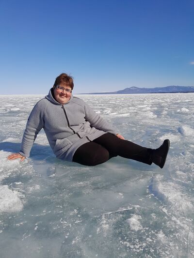  ,   Elena, 46 ,   ,   , c 