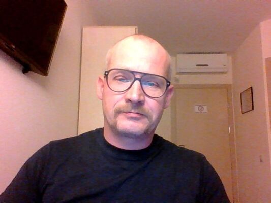  ,   Damian, 52 ,   ,   , c 