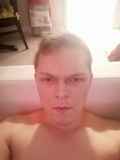  Bonn,   Tomas, 27 ,   ,   