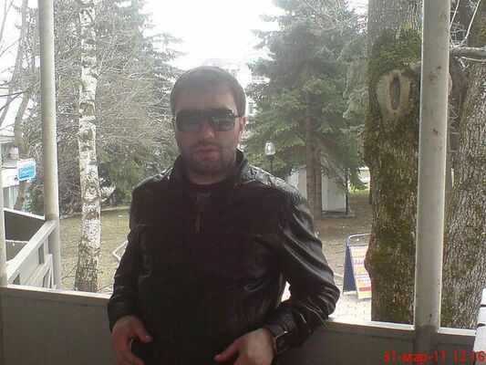  ,   Yurii, 42 ,   c 
