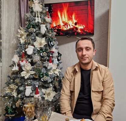  ,   Edgar, 41 ,   c 