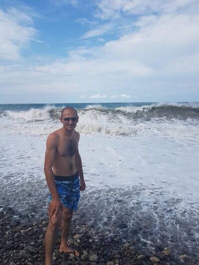  ,   Raf, 37 ,   ,   