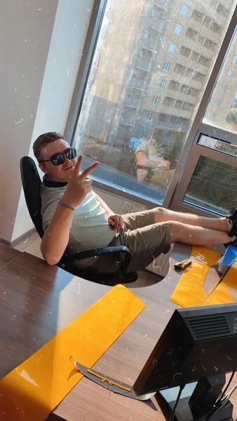  ,   Denis, 27 ,   ,   