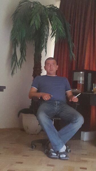  ,   Irakli, 50 ,  