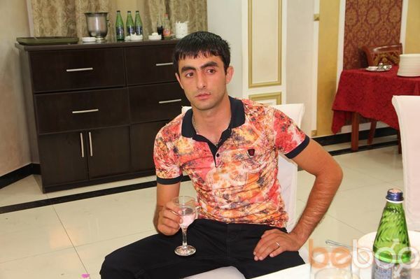  ,   Vahe, 38 ,   
