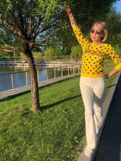  ,   Maria, 38 ,   c 
