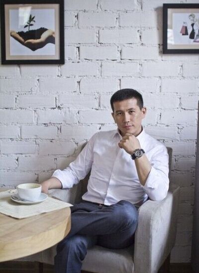  ,   Adil, 37 ,   ,   