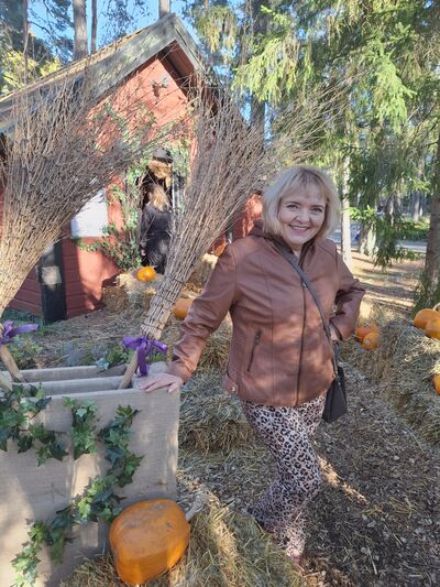  Sundbyberg,   Elena, 59 ,   ,   , c 