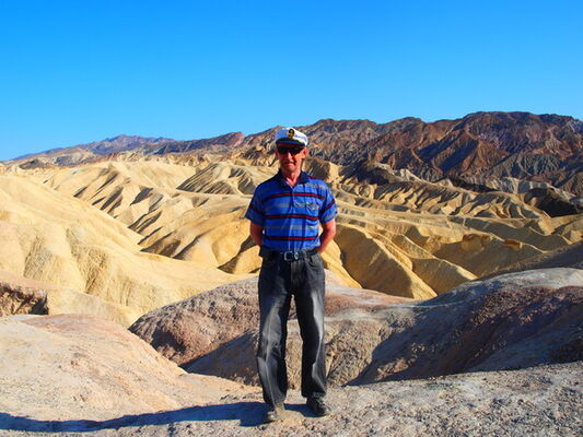  ,   Viktor, 71 ,   ,   , c 