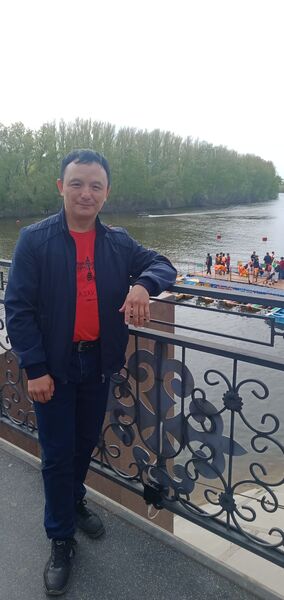  ,   Armani, 47 ,   ,   