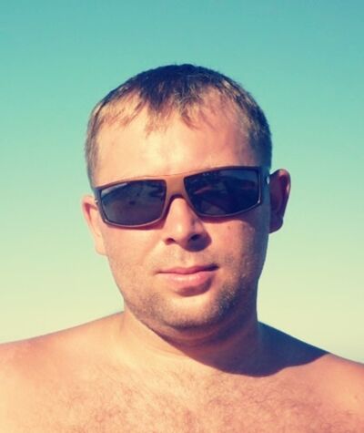  ,   Aleks, 42 ,   ,   