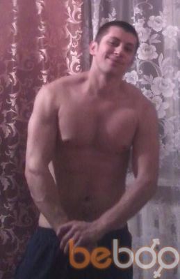  ,   Artem, 36 ,   