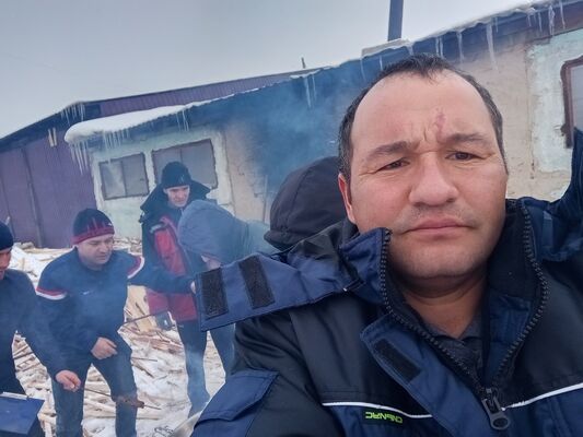  ,   Anvar, 38 ,   ,   