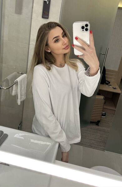  ,   Liza, 25 ,   ,   