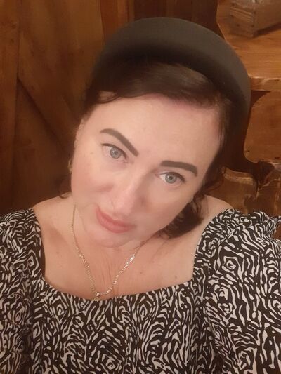  ,   Tatyana, 53 ,   c 