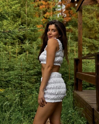  --,   , 32 ,   ,   