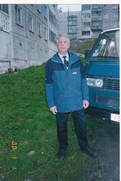  ,   Wiktor, 76 ,   ,   