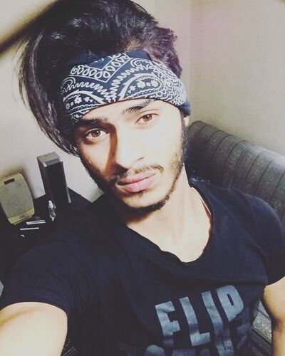  ,   Ahmet, 25 ,   ,   