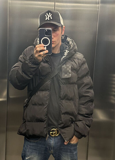  Bohnice,   Artur, 24 ,   