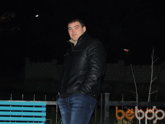  ,   Maxim, 37 ,  