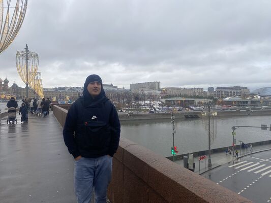  ,   Bekhzod, 24 ,     