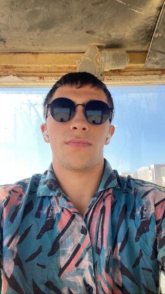  ,   Raymond, 22 ,  