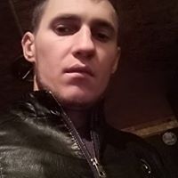  13495421  Artur, 33 ,    