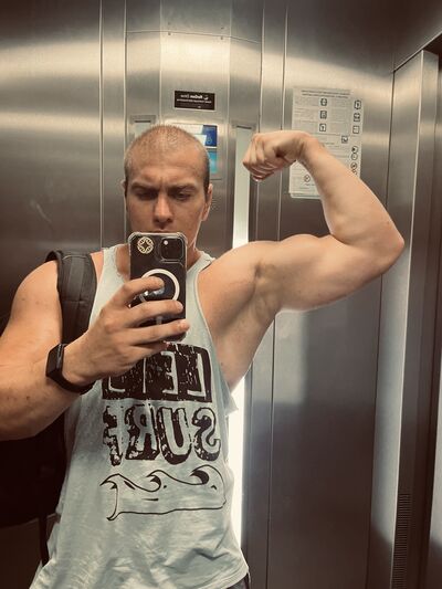  ,   Maks, 33 ,   ,   