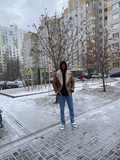 ,   David, 33 ,   ,   , c , 