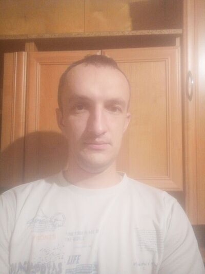  ,   Vladek, 39 ,   ,   