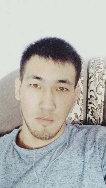  ,   Ahmed, 32 ,   ,   , c 