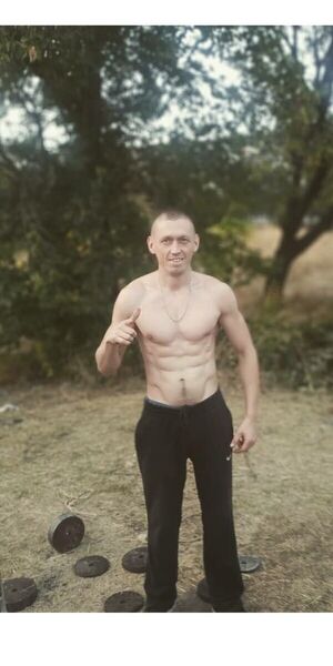  ,   Denis, 41 ,   ,   , c 