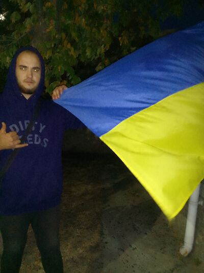  ,   Evgeniv, 25 ,   ,   , c 