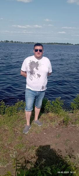  ,   Vladimir, 39 ,   ,   