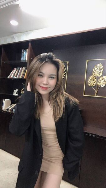  ,   Mona, 35 ,   ,   