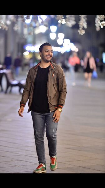  ,   Nani, 33 ,     , c 