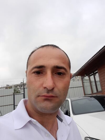 ,   Arik, 33 ,   ,   
