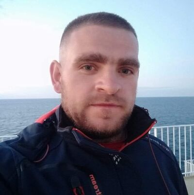  ,   Victor, 35 ,   ,   
