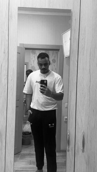  --,   Anuj, 22 ,   ,   