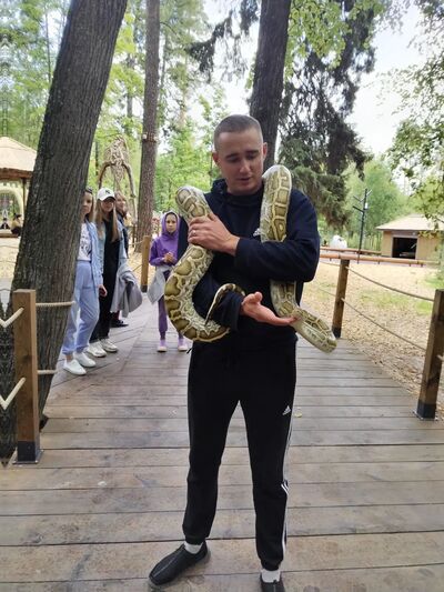  ,   Maksim, 37 ,   ,   , c 