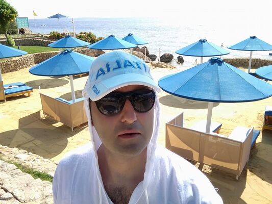 ,   Vazgen, 35 ,   ,   , c 