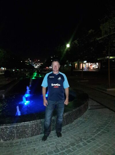  -,   Leonid, 40 ,  