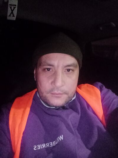  ,   Parviz, 25 ,   ,   