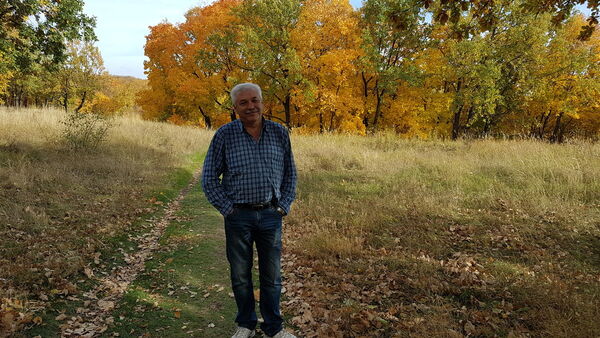  ,   Vladimir, 61 ,   c 