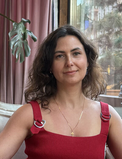  -,   , 44 ,   c 