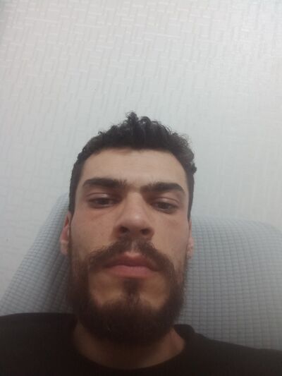  ,   Robert, 28 ,   